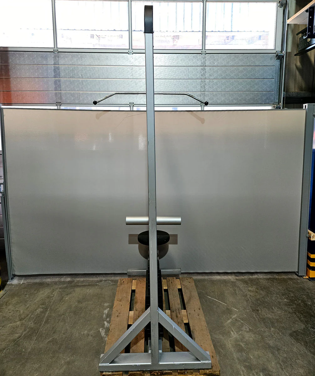 Latzug von Oben mit Karabiner, 140kg Gewichtsblock, Lat Pulldown, Oldschool Bodybuilding, Ähnlich Gym80, Galaxay, Rahmenfarbe Silber, gebraucht mit Gebrauchsspuren - Image 4