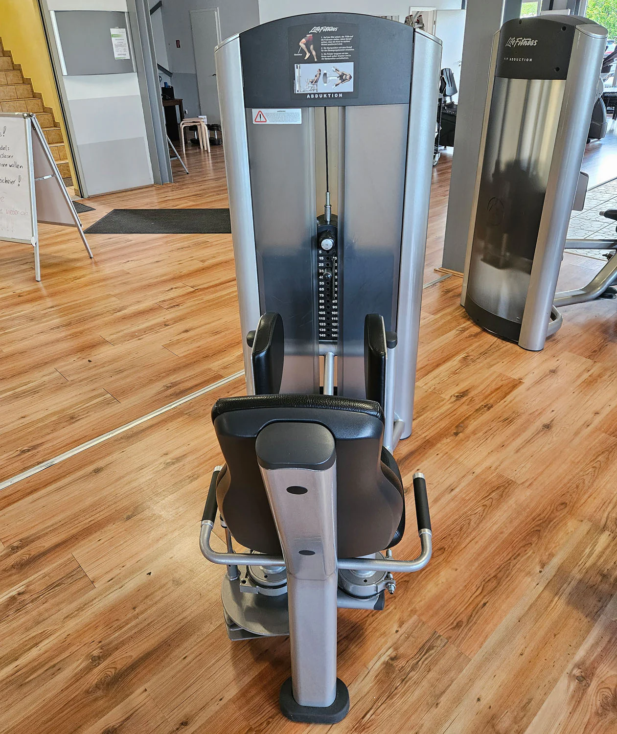 Life Fitness 2er Set = Abduktoren und Adduktorenmaschine, Hip Abduction und Hip Adduction Set, Signature Series, Rahmenfarbe Silber, gebraucht - überholter Zustand - Image 11