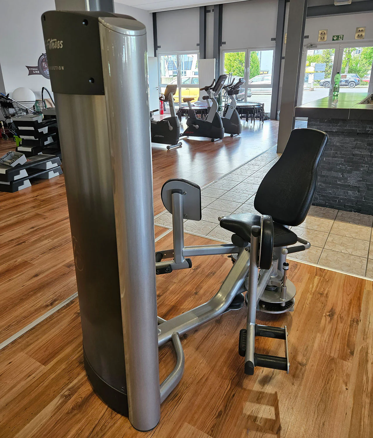 Life Fitness 2er Set = Abduktoren und Adduktorenmaschine, Hip Abduction und Hip Adduction Set, Signature Series, Rahmenfarbe Silber, gebraucht - überholter Zustand - Image 7