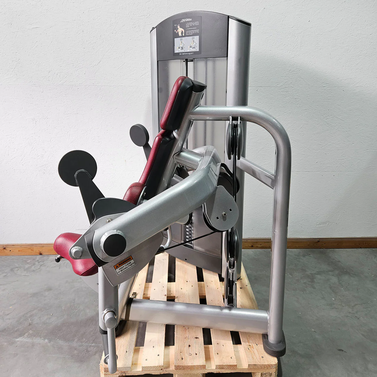 Life Fitness Armbeuger, Bizepsmaschine, Biceps Curl Machine, Bilateral, drehbare Griffe, Signature Series, Rahmenfarbe Silber, gebraucht - überholter Zustand - Image 3