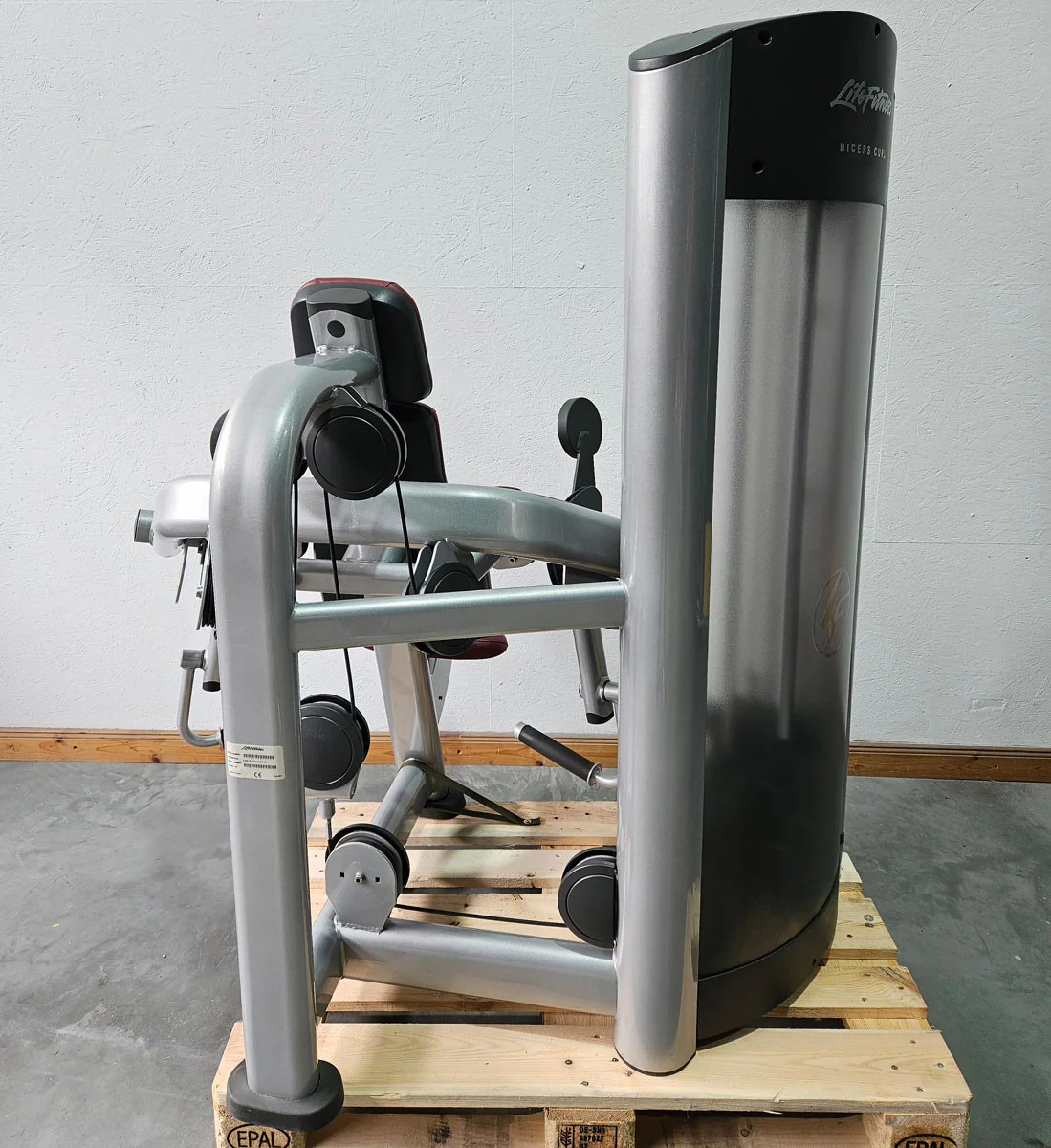 Life Fitness Armbeuger, Bizepsmaschine, Biceps Curl Machine, Bilateral, drehbare Griffe, Signature Series, Rahmenfarbe Silber, gebraucht - überholter Zustand - Image 4