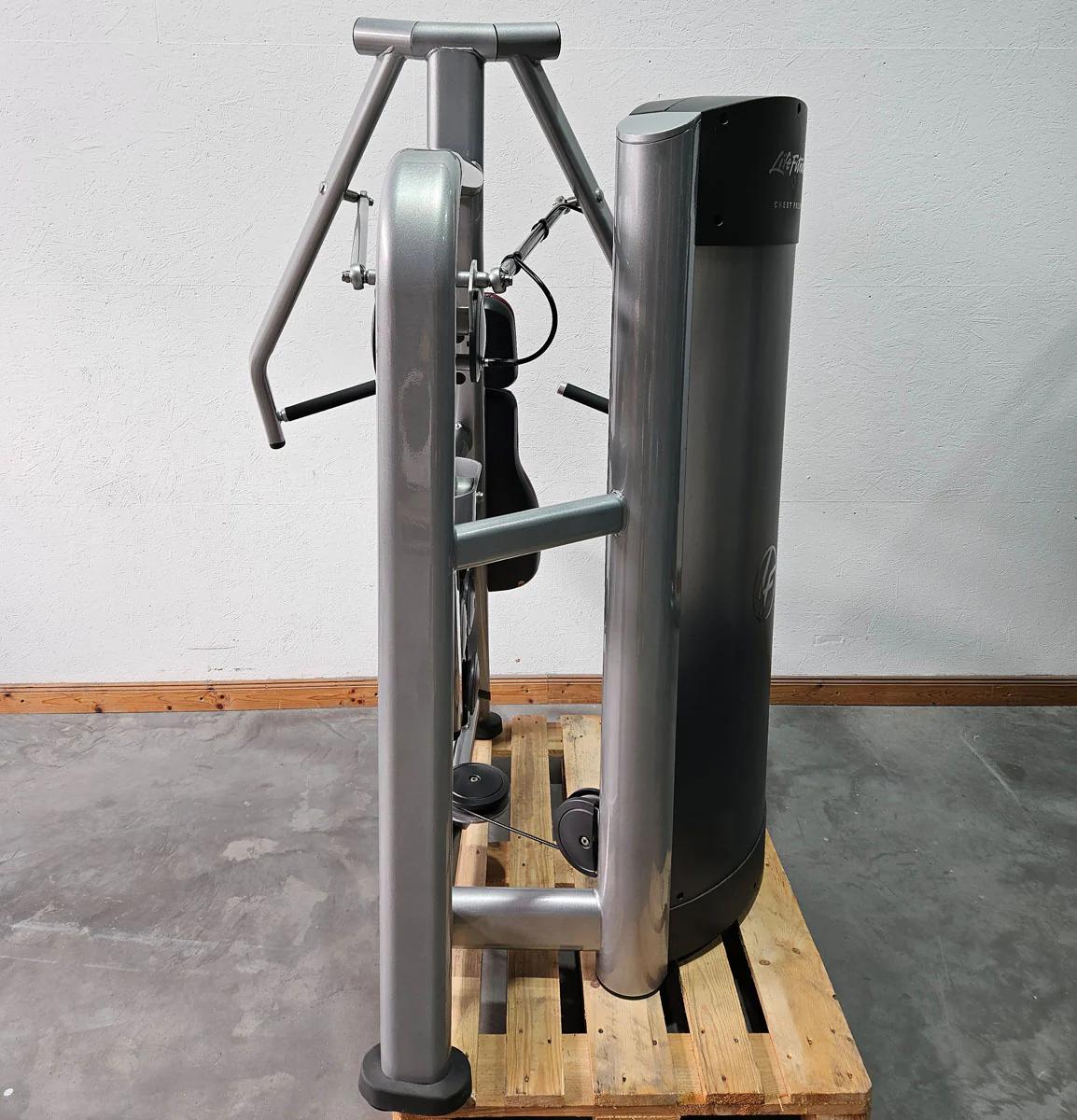 Life Fitness Bankdrücken, ChestPress, Brustpresse, Bankdrückmaschine, 145kg Gewichtsblock, Signature Series, Rahmenfarbe Silber, gebraucht - überholter Zustand - Image 3