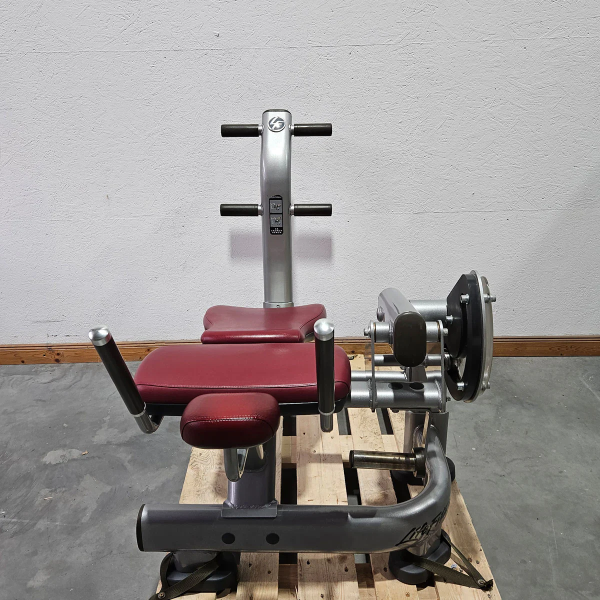 Life Fitness Bauchmaschine, Bauchbank, Ab Crunch Bench- Plate loaded SABB, Signature Serie, Rahmenfarbe Silber, gebrauchter - überholter Zustand - Image 5