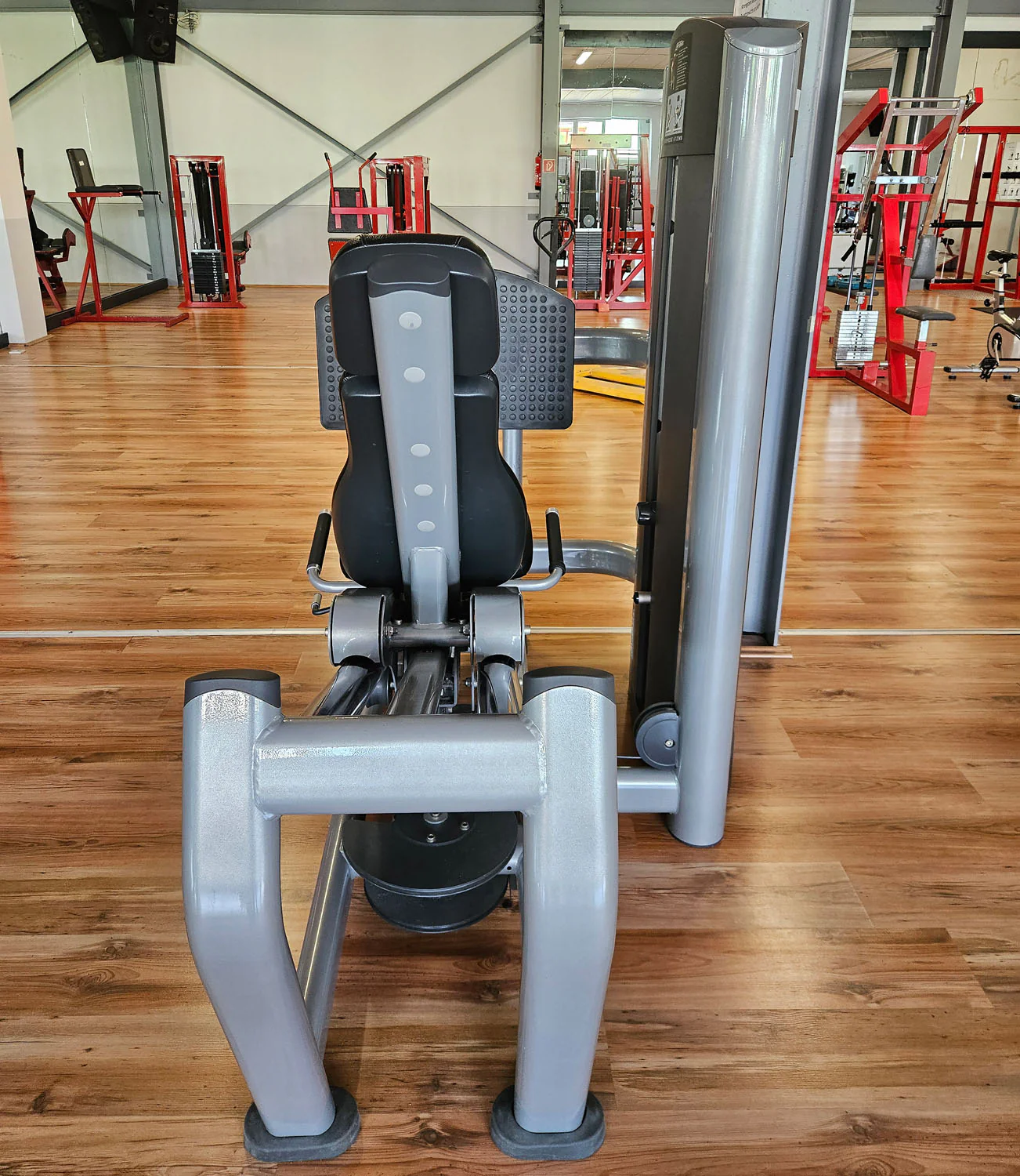 Life Fitness Beinpresse sitzend, Leg Press, Signature Serie, 195kg Gewichtsblock, Rahmenfarbe Silber, gebraucht - überholter Zustand - Image 5