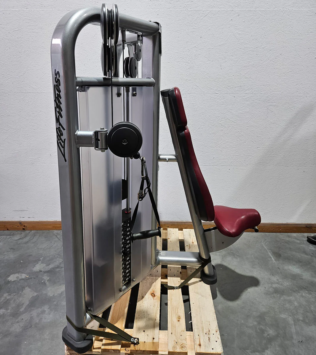 Life Fitness Chest Press, Bankdrückmaschine Dual Bilateral, Brustpresse mit drehbaren Griffen, Signature Series, Rahmenfarbe Silber, gebraucht - überholter Zustand - Image 6