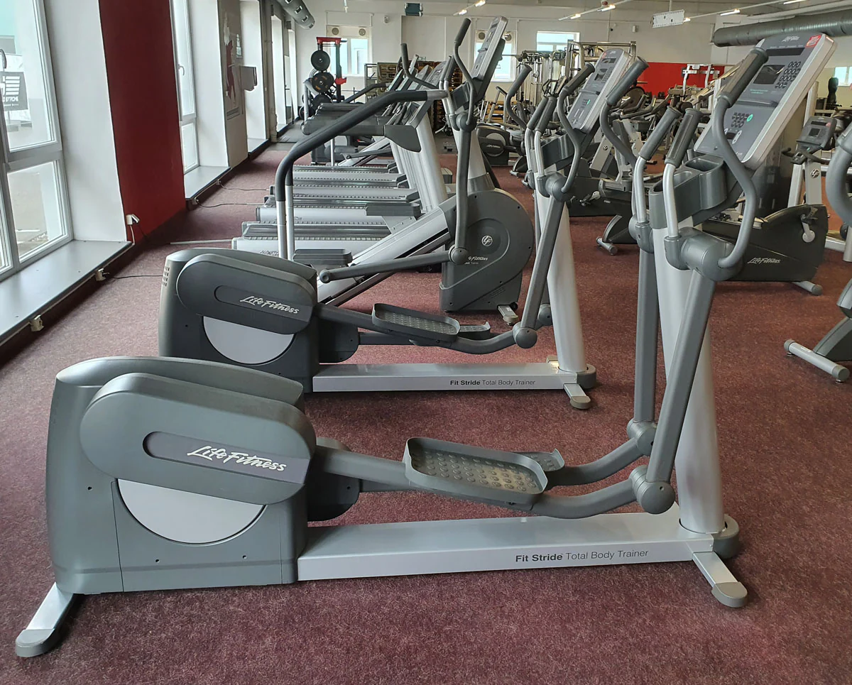 Life Fitness Crosstrainer 90Xi Silverline 90 Xi, gebraucht - Image 3