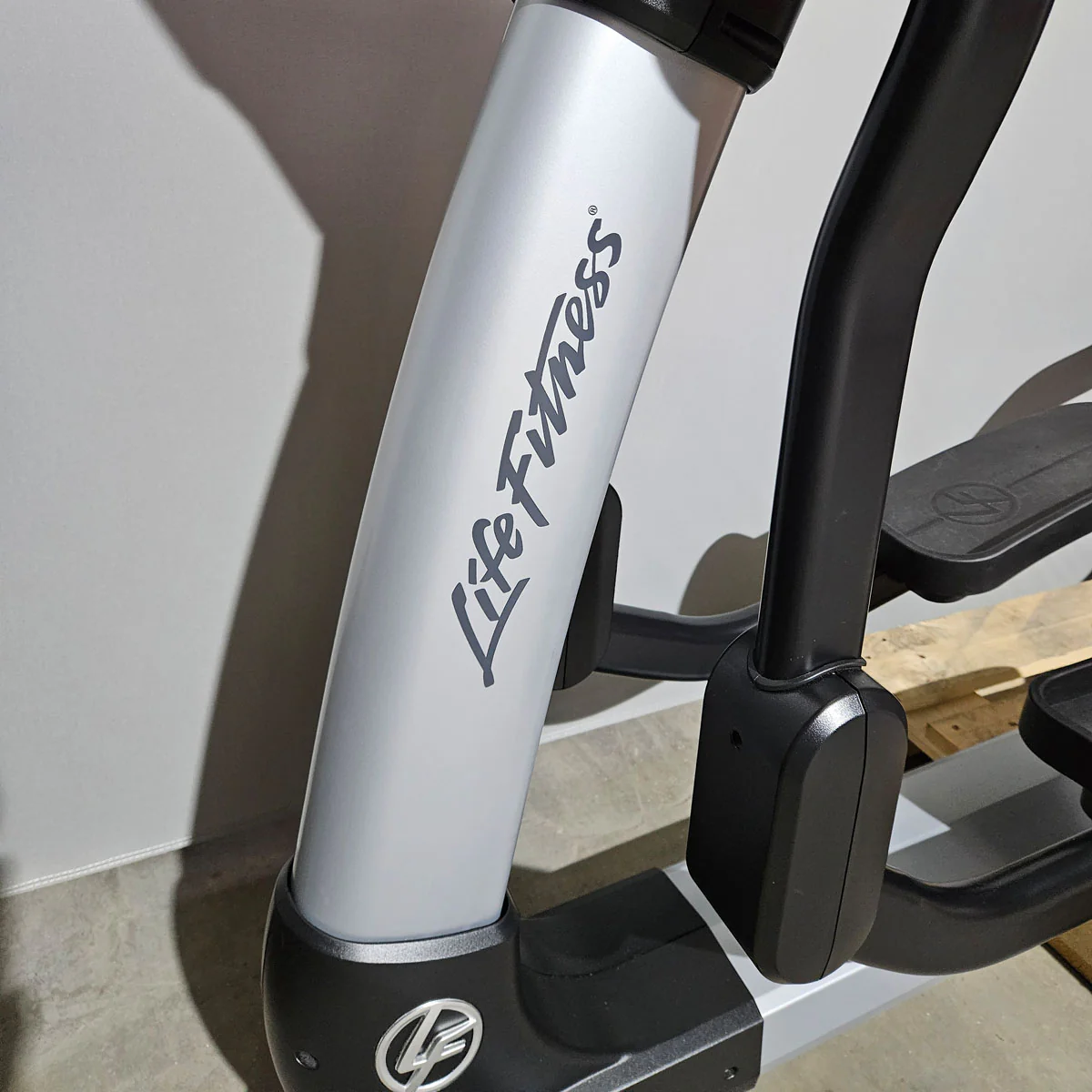 Life Fitness Crosstrainer 95X - Elevation Series 95x - Explore LCD Konsole, gebraucht - überholter Zustand - Image 5