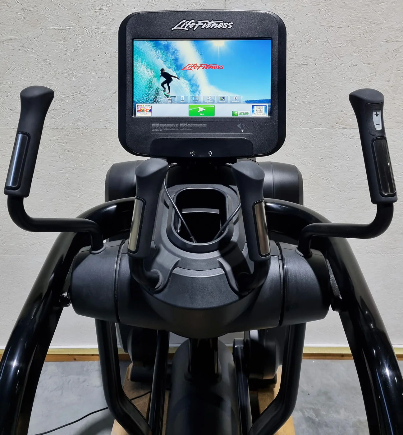 Life Fitness FlexStrider Trainer, Crosstrainer mit variabler Schrittlänge, Discover SE Touch Display Konsole, Elevation Series, gebraucht - überholter Zustand - Image 6