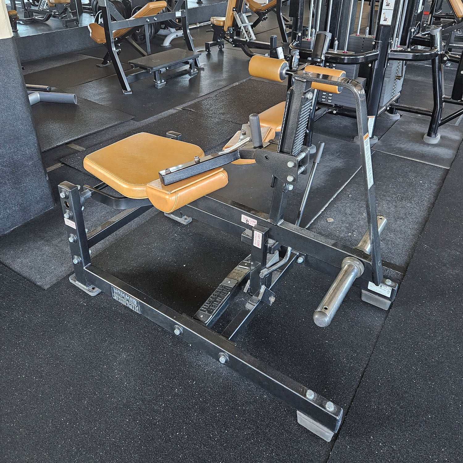 Life Fitness & Hammer Strength - 95 Fitnessgeräte - 105 Stationen, Kraftgeräte, Cardiogeräte, Plate loaded Geräte, Bänke etc - komplettes Fitnessstudio - gebraucht, überholter TOP Zustand - Image 55