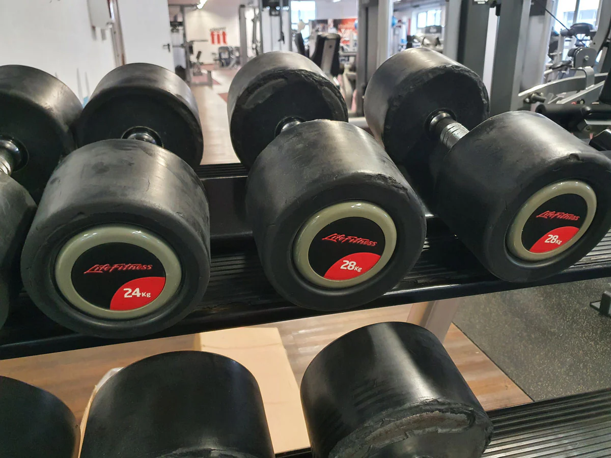 Life Fitness Hantelsatz, gummiert, 2kg bis 40kg in 2kg und 2,5kg Stufen, gebraucht - Image 3