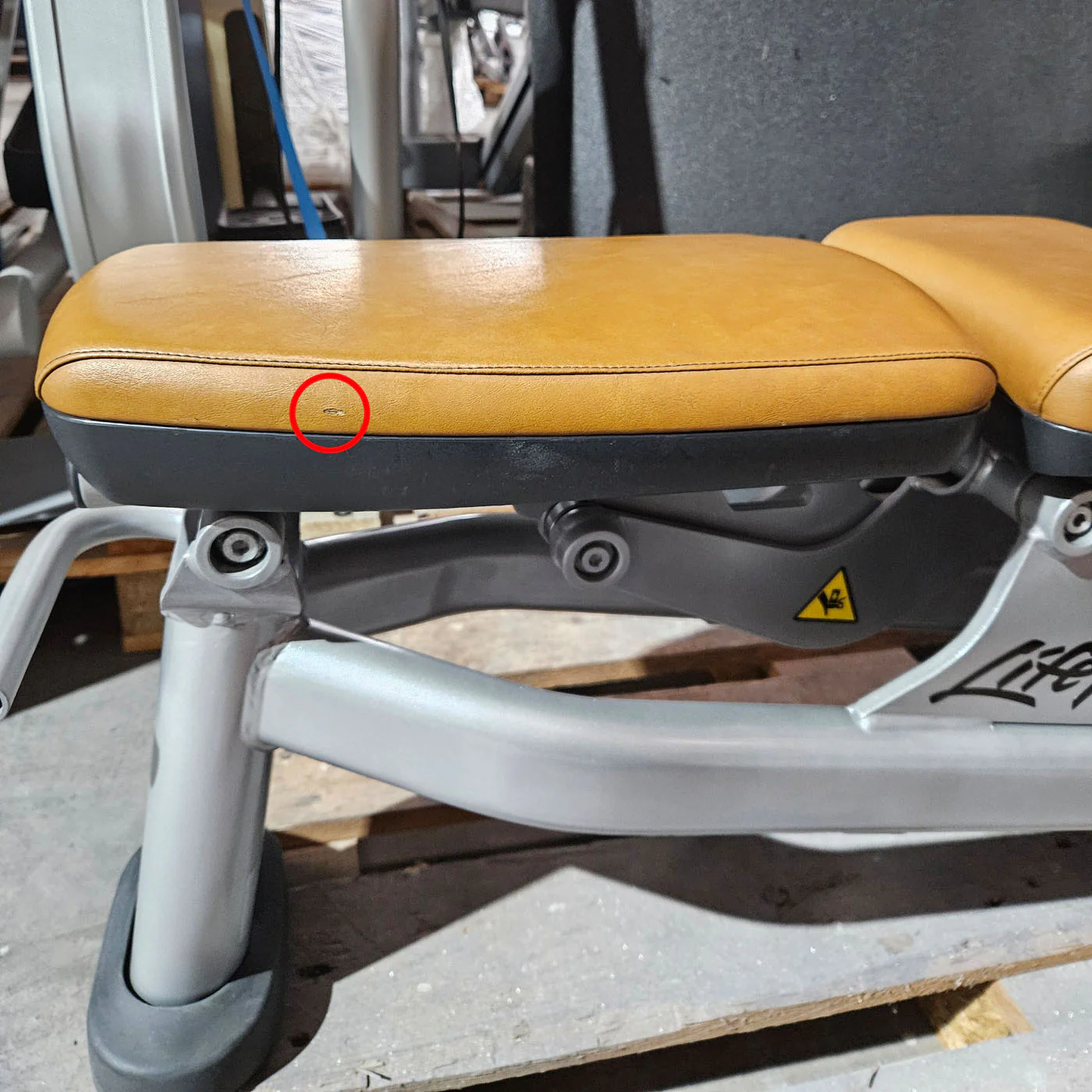 Life Fitness Multibank verstellbar, Multi-Adjustable Bench SMAB, Signature Serie, Rahmenfarbe Silber, Polsterfarbe Orange, gebrauchter - überholter Zustand - Image 10