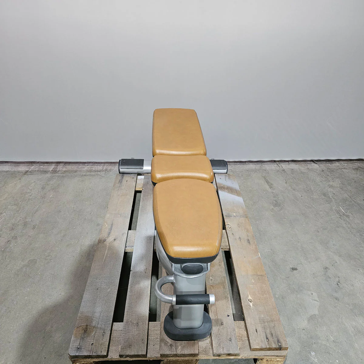 Life Fitness Multibank verstellbar, Multi-Adjustable Bench SMAB, Signature Serie, Rahmenfarbe Silber, Polsterfarbe Orange, gebrauchter - überholter Zustand - Image 5