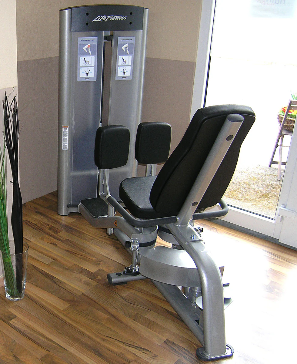 Life Fitness Optima Series - 2 in 1 Kombigeräte - 6 Kraftgeräte im Set, perfekt für Hotel, Firmenfitness, Verein oder kleiner Fitnessraum, gebraucht - Image 5