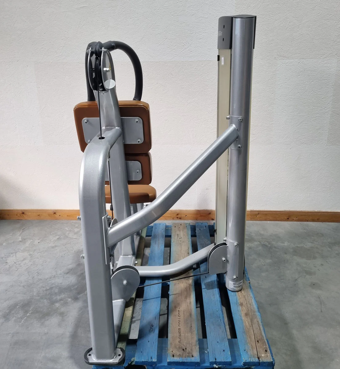 Life Fitness Optima Series Bauchmuskel-Maschine, Abdominal Crunch OSAB, Rahmenfarbe Silber, Polsterfarbe Orange, gebraucht - überholter Zustand - Image 3