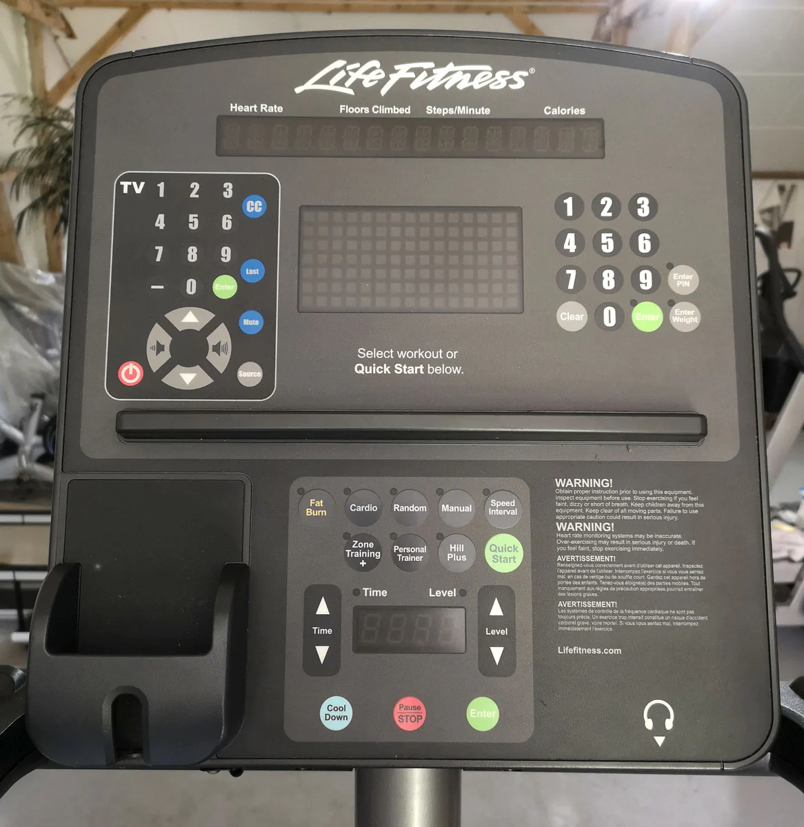 Life Fitness Powermill Climber, Treppe, Stepper, Climbmill, Nur 2 Jahre alt, 1 Jahr in Nutzung, Top Zustand, Farbe Titanium Storm, gebraucht - Image 4