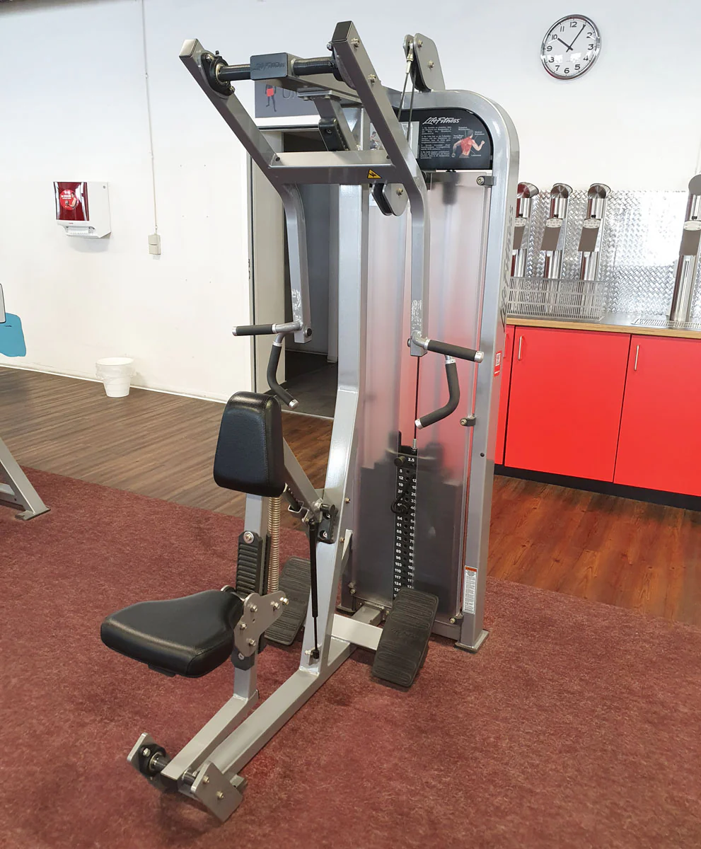 Life Fitness Pro2 und Hammer Strength - 15 Kraftgeräte im Set, Rahmen Silber, gebraucht - überholter Zustand - Image 12
