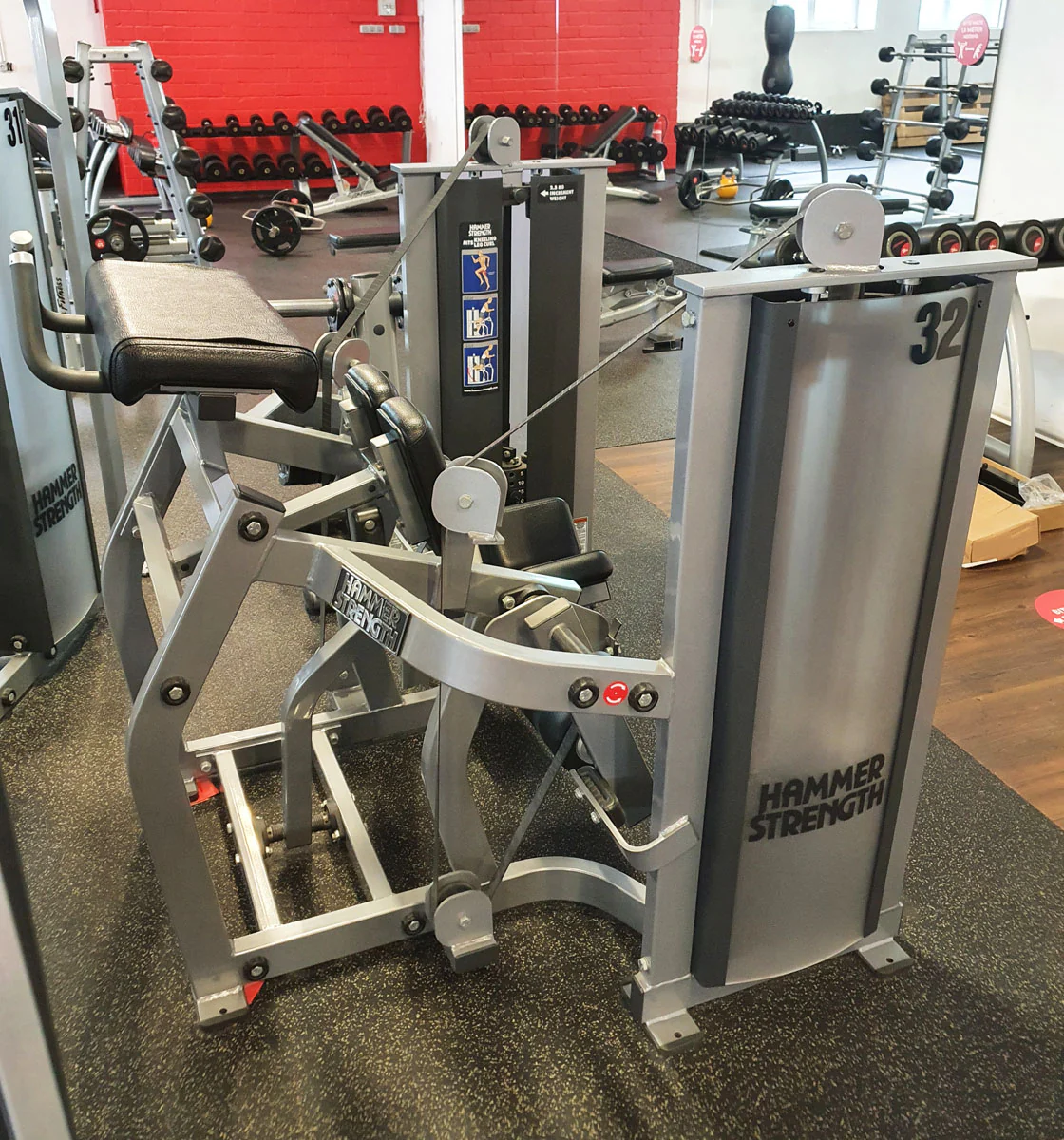 Life Fitness Pro2 und Hammer Strength - 15 Kraftgeräte im Set, Rahmen Silber, gebraucht - überholter Zustand - Image 14