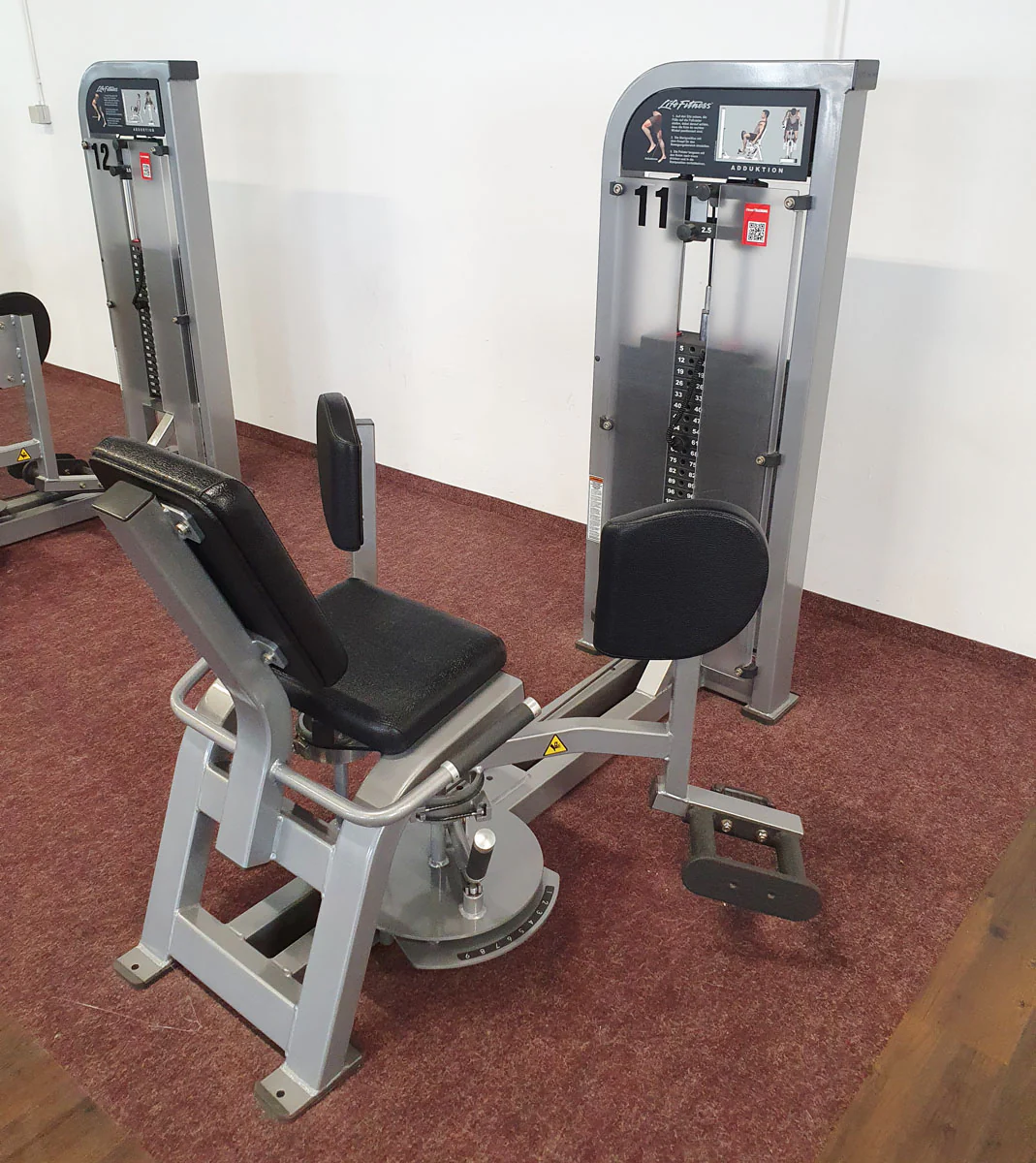 Life Fitness Pro2 und Hammer Strength - 15 Kraftgeräte im Set, Rahmen Silber, gebraucht - überholter Zustand - Image 8
