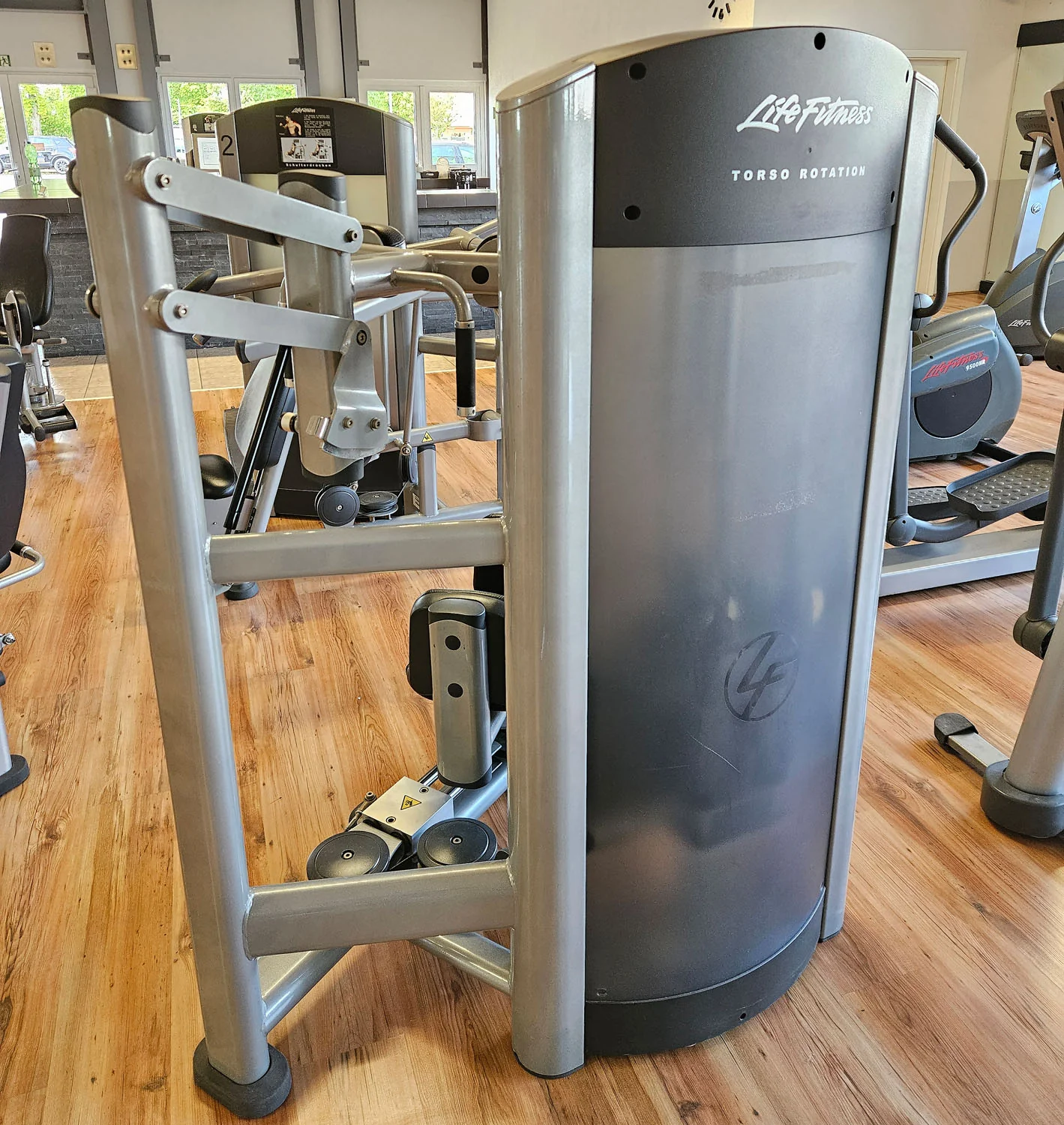 Life Fitness Rotationsmaschine, Rotary Torso Twister, Rumpfdrehung Rotator, Signature Series, Rahmenfarbe Silber, gebraucht - überholter Zustand - Image 3