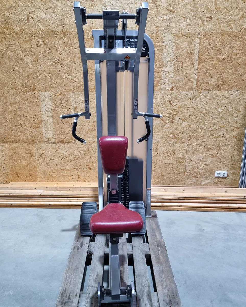 Life Fitness Rudern mit Bruststütze, Row, Pro2 Serie, Rahmenfarbe Silber, Polsterfarbe Rot, gebraucht - überholter Zustand - Image 6