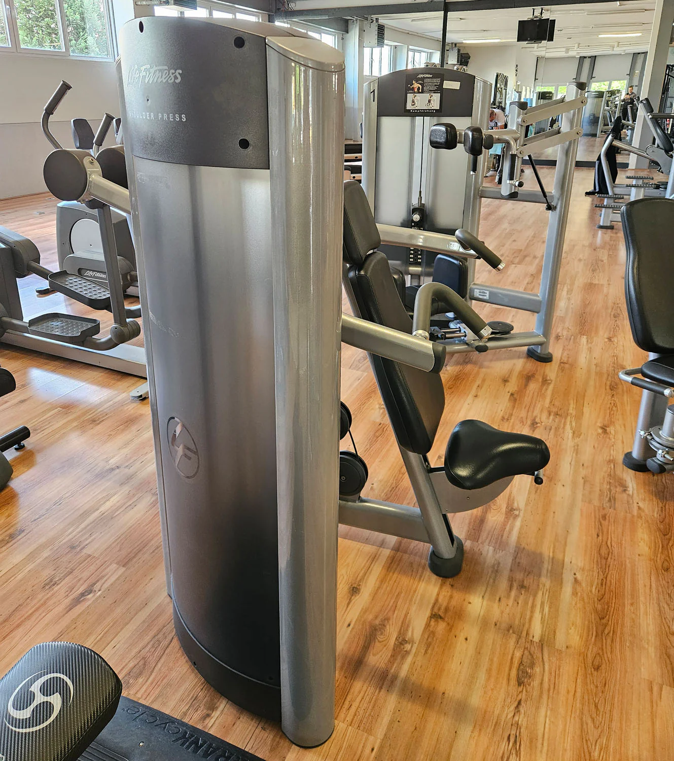 Life Fitness Schulterpresse, Shoulder Press, Overhead Press, Signature Series, Rahmenfarbe Silber, gebraucht - überholter Zustand - Image 5