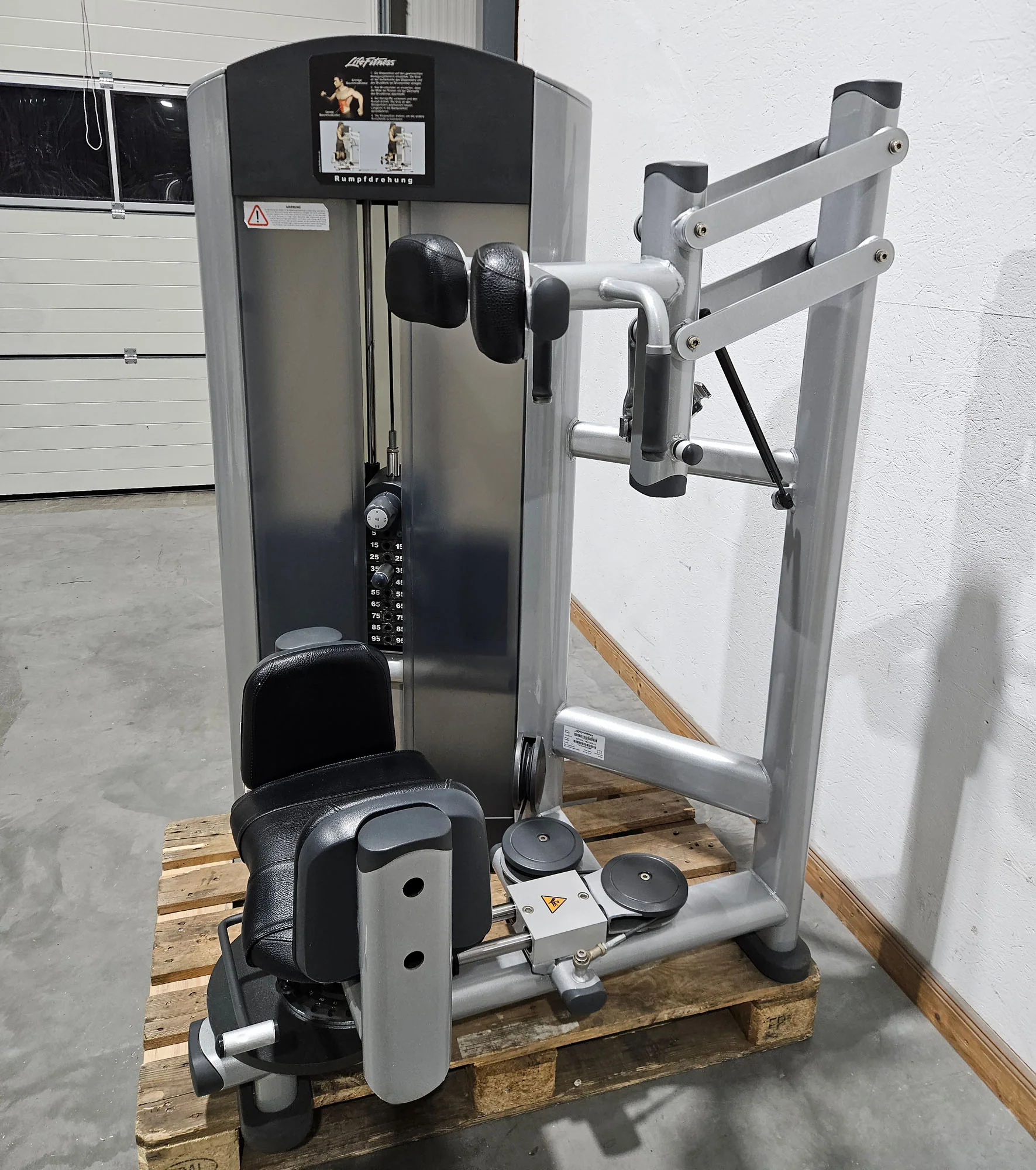 Life Fitness Set 19 Kraftgeräte, Signature und Pro2 Serie, Rahmen Silber, Polster Schwarz, gebraucht - überholter Zustand - Image 22