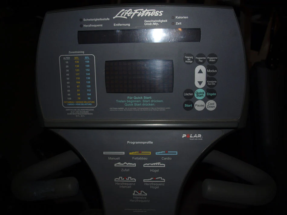 Life Fitness Silverline Cardiogerätepark, 7 Cardiogeräte, gebraucht - überholter Zustand - Image 11