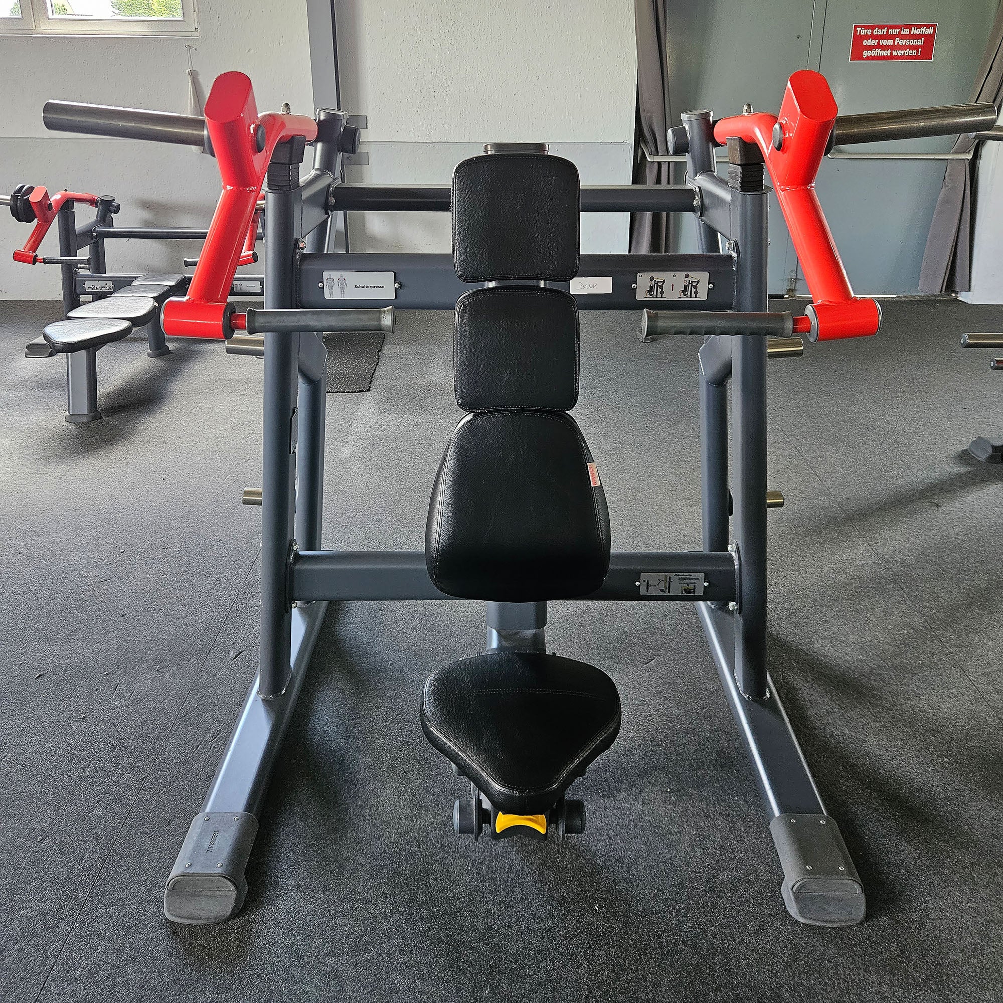 Master Sport Plate loaded Set, 10 Kraftgeräte, Farbe Schwarz und Rot, gebraucht - geprüfter Zustand - Image 16