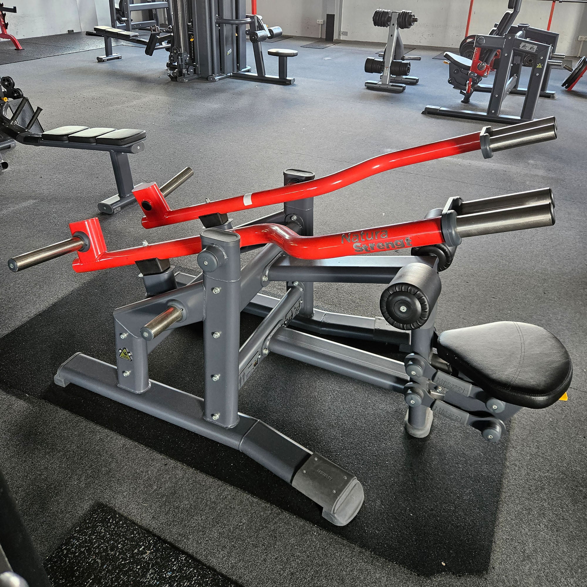 Master Sport Plate loaded Set, 10 Kraftgeräte, Farbe Schwarz und Rot, gebraucht - geprüfter Zustand - Image 22