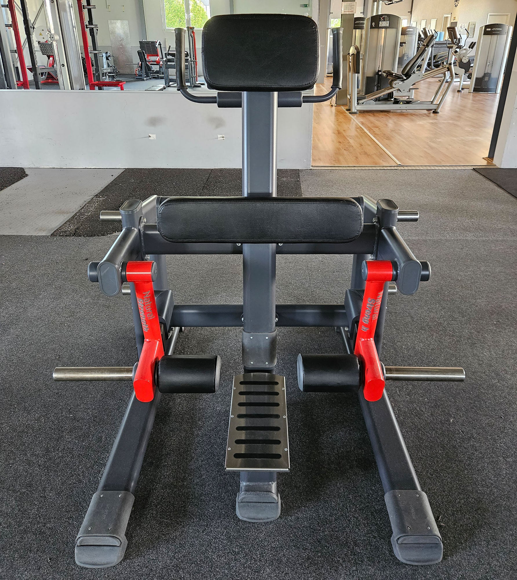 Master Sport Plate loaded Set, 10 Kraftgeräte, Farbe Schwarz und Rot, gebraucht - geprüfter Zustand - Image 36