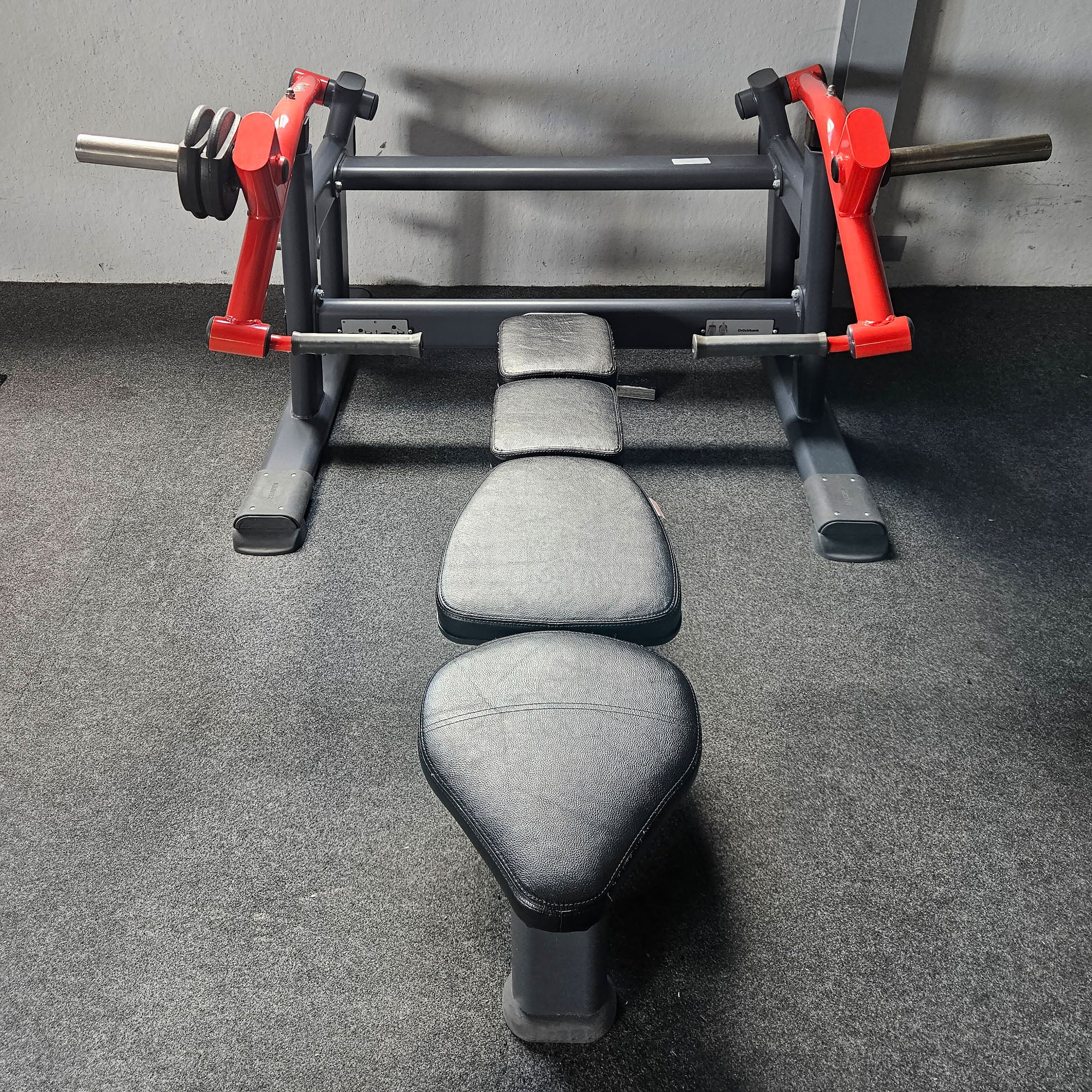 Master Sport Plate loaded Set, 10 Kraftgeräte, Farbe Schwarz und Rot, gebraucht - geprüfter Zustand - Image 8