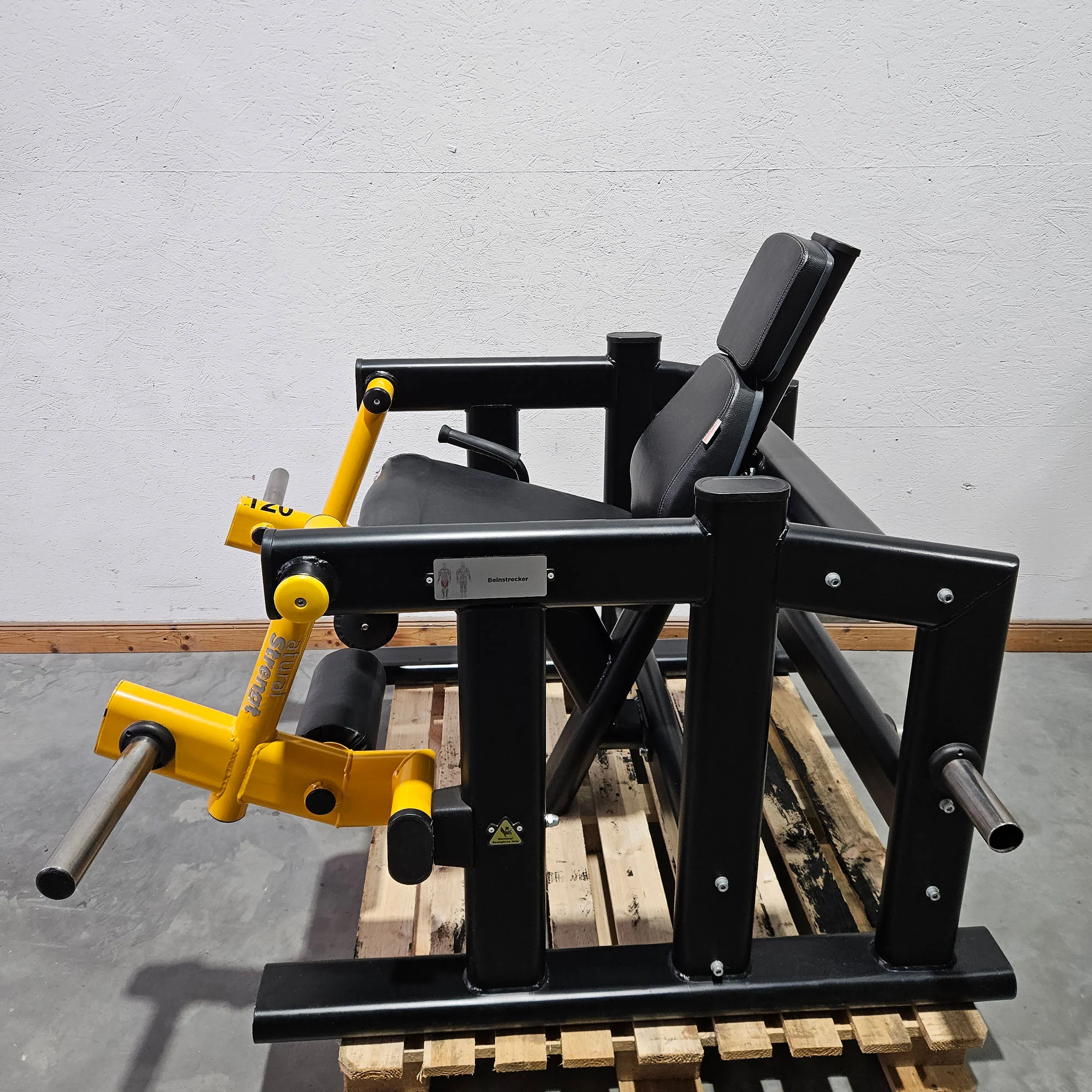 Master Sport Plate loaded Set, 14 Kraftgeräte, Farbe Schwarz/Anthrazit und Gelb, gebraucht - geprüfter Zustand - Image 37