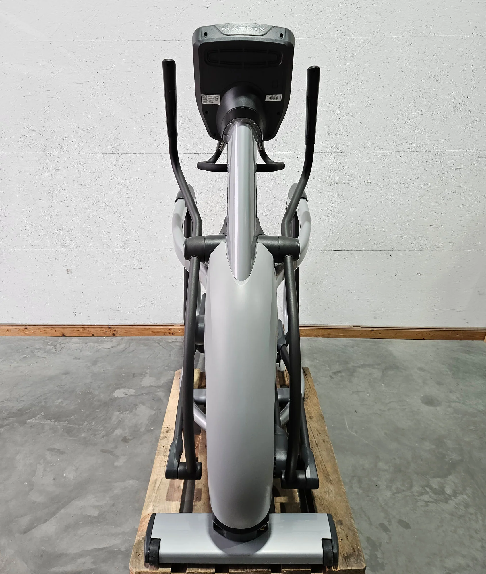 Matrix A3X bzw E3X Crosstrainer, Ascent Trainer, Suspension Elliptical Trainer, LED Display, Farbe Silber, gebraucht - überholter Zustand - Image 4