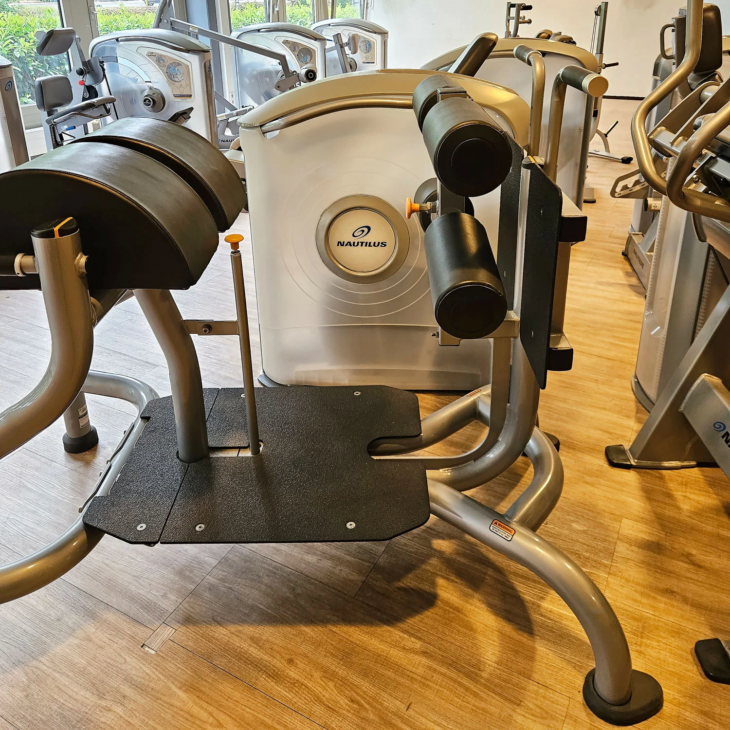 Matrix Magnum Glute Ham Bench MG-A96, Bank für unteren Rücken, Bauch, Beine und Po Training, Rahmenfarbe Silber, gebraucht - überholter Zustand - Image 10