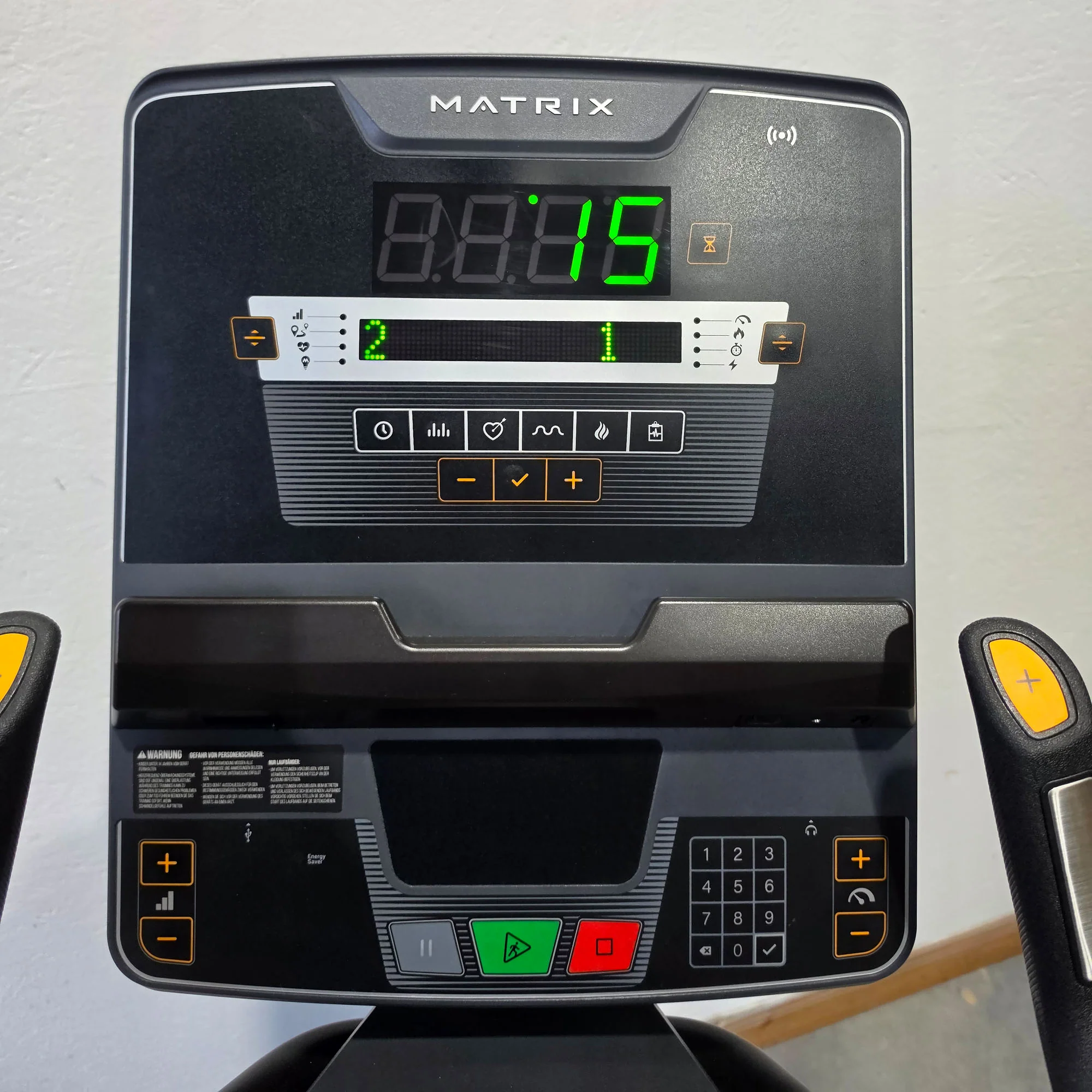 Matrix MX Performance Upright Cycle, Ergometer U-PS-F, Baujahr 2024 - MX LED Console Display, Farbe Schwarz, gebraucht - Neuwertiger Zustand - Image 7