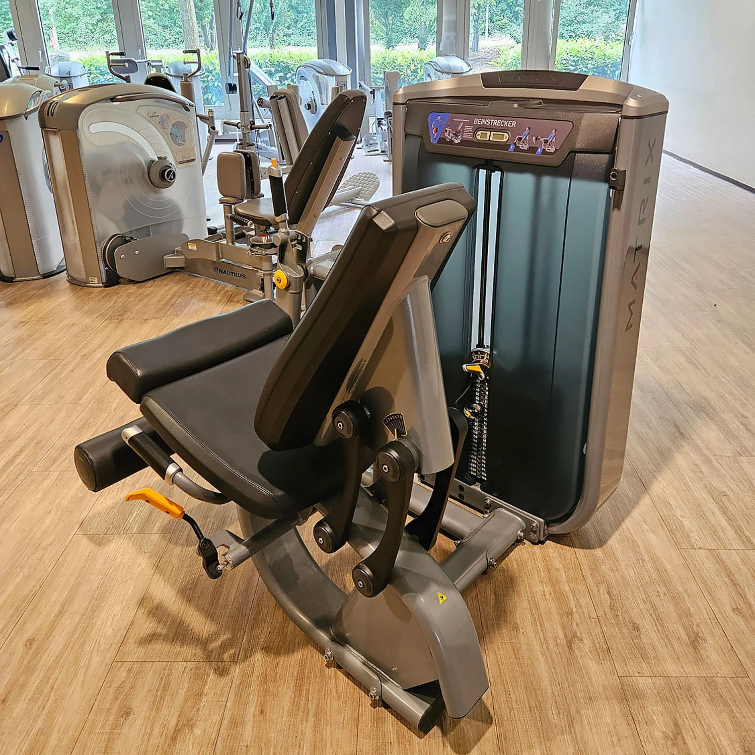 Matrix Ultra Leg Extension G7-S71, Beinstrecker sitzend, Rahmen Silber, gebraucht - überholter Zustand - Image 3
