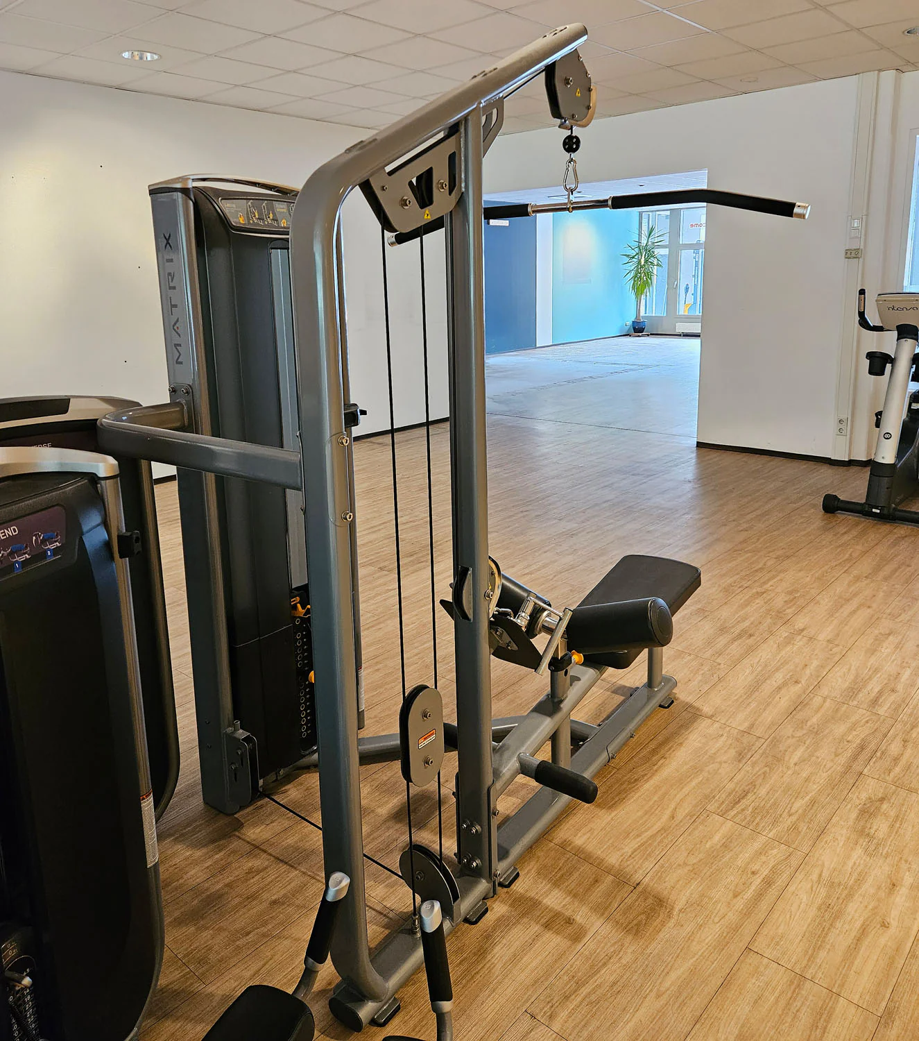 Matrix Versa Dual Latzug und Rudern sitzend VS-S331, Lat Pulldown and Row Machine, Kombimaschine 2 in 1, Rahmen Silber, gebraucht - überholter Zustand - Image 4