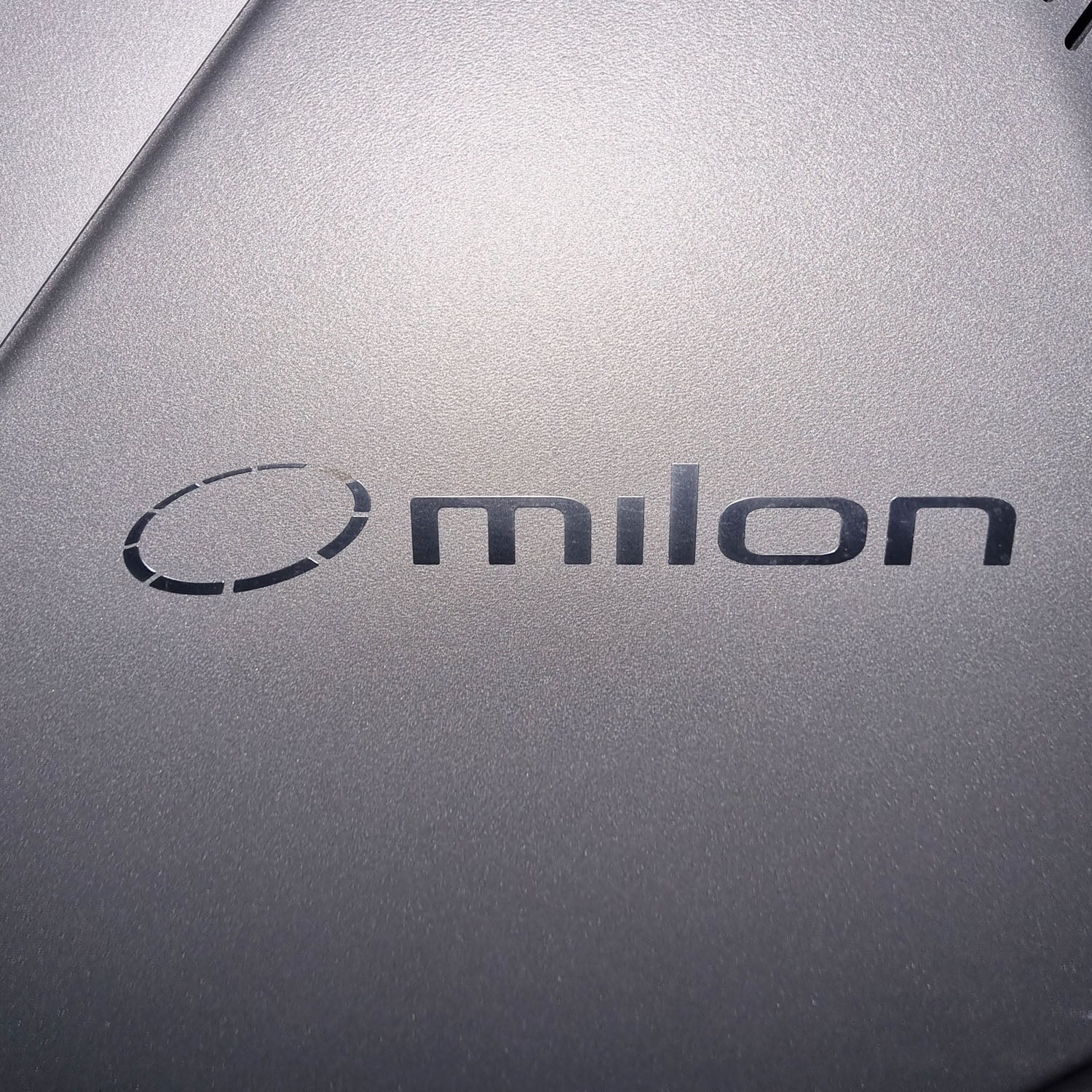 Milon 6er PREMIUM Kraft Zirkel, Baujahr 2017, Gehäuse in Anthrazit Stone, Polster Braun, inkl. LED Ampel, Top Zustand, gebraucht - überholt und Neuwertig - Image 18