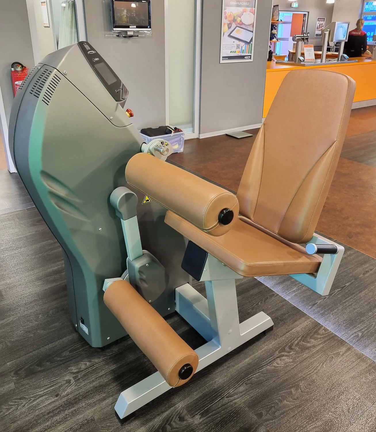 Milon 8er PREMIUM Kraft Zirkel, Baujahr 2017, Gehäuse in Anthrazit Stone, Polster Braun, inkl. LED Ampel, Top Zustand, gebraucht - überholt und Neuwertig - Image 10