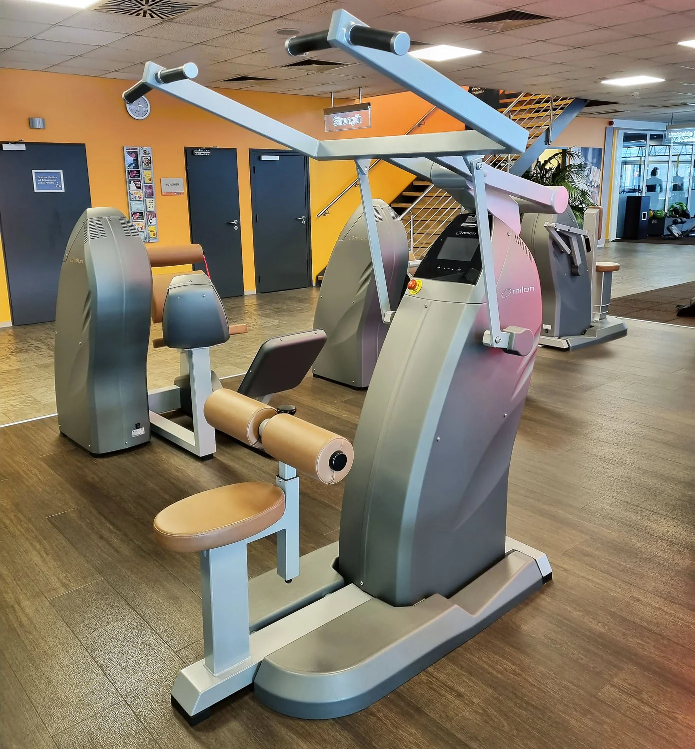 Milon 9er PREMIUM Kraft Zirkel, Baujahr 2017, Gehäuse in Anthrazit Stone, Polster Braun, inkl. LED Ampel, gebraucht, überholt und Neuwertig - Top Zustand - Image 15