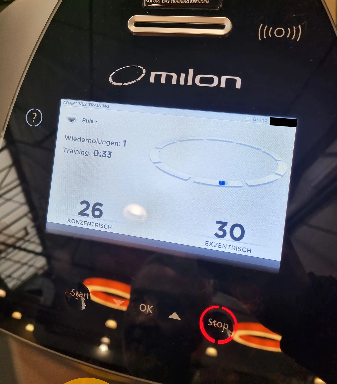 Milon 9er PREMIUM Kraft Zirkel, Baujahr 2017, Gehäuse in Anthrazit Stone, Polster Braun, inkl. LED Ampel, gebraucht, überholt und Neuwertig - Top Zustand - Image 20
