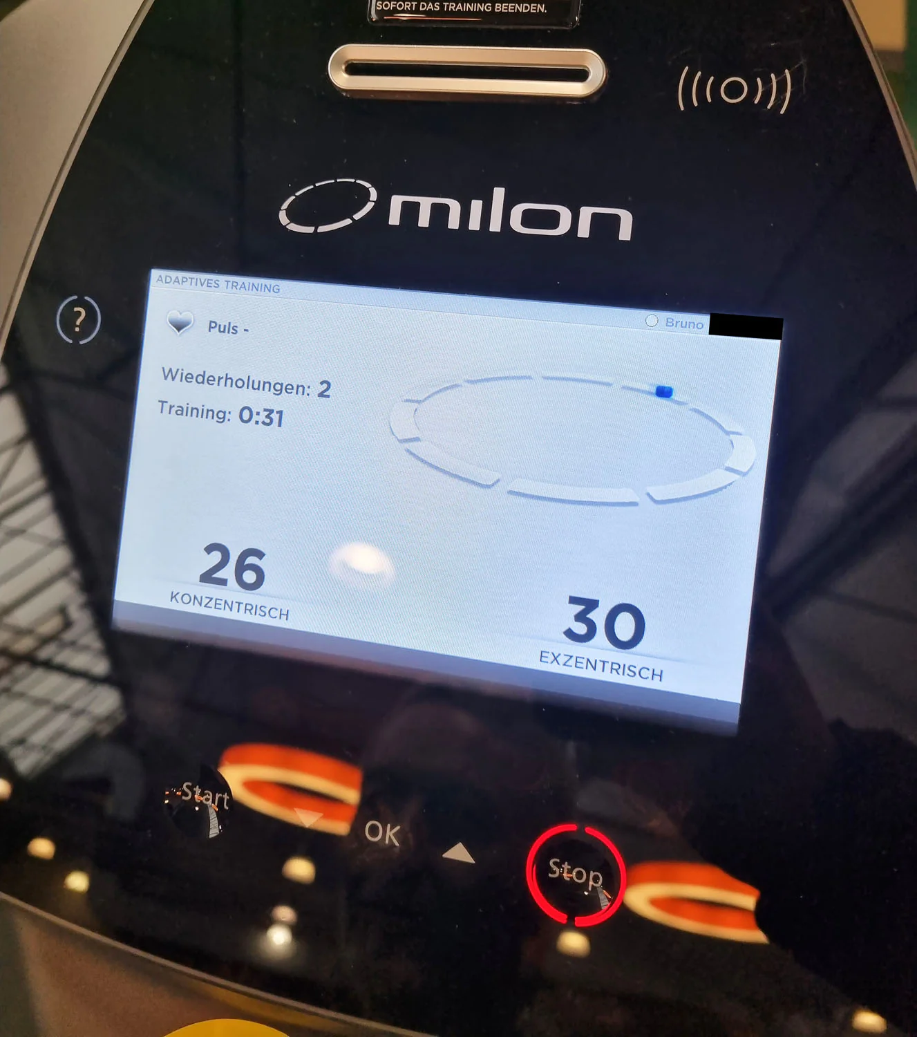 Milon 9er PREMIUM Kraft Zirkel, Baujahr 2017, Gehäuse in Anthrazit Stone, Polster Braun, inkl. LED Ampel, gebraucht, überholt und Neuwertig - Top Zustand - Image 21