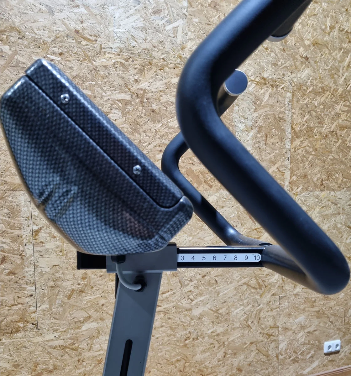 Milon Ergometer Reha mit tiefem Einstieg, Club Bike Carbon, Selten. gebraucht - überholter Zustand - Image 4