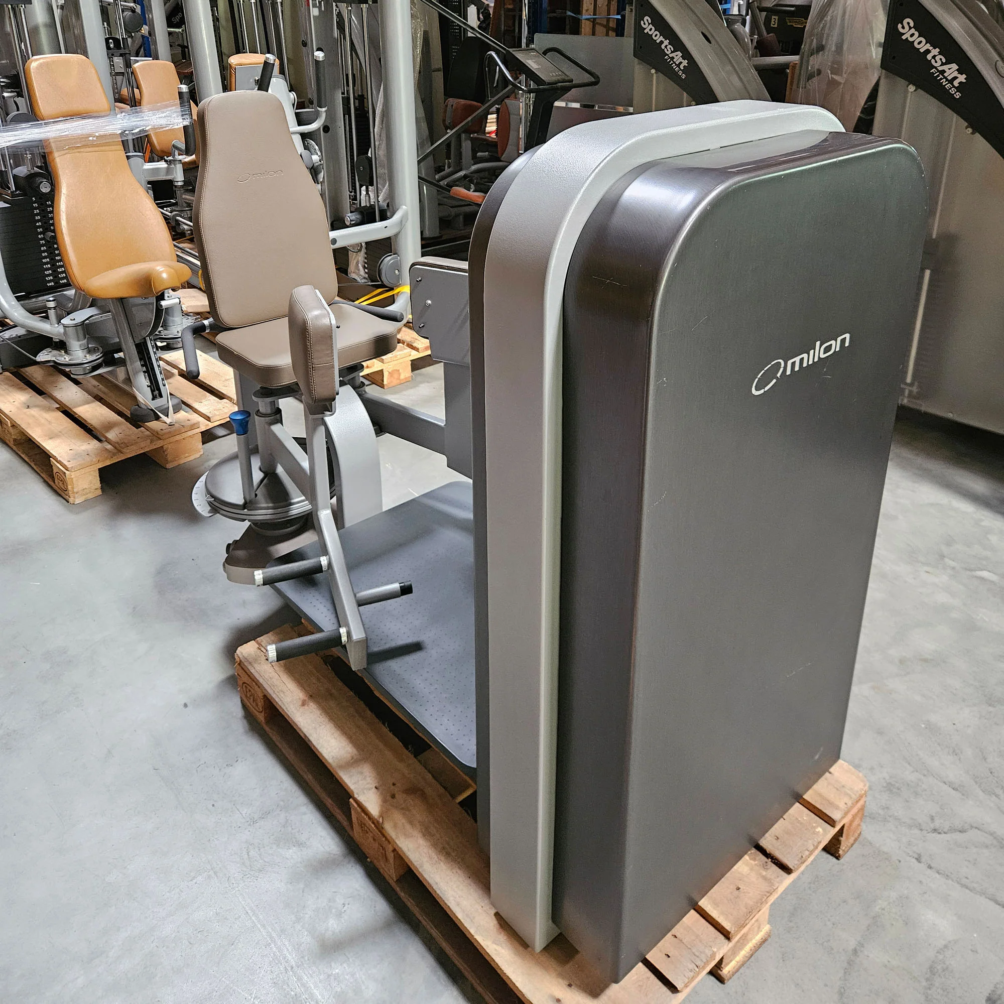 Milon Milcanic Adduktorenmaschine, Hip Adductor, Rahmenfarbe Silber, Verkleidung Anthrazit, gebraucht - überholter Zustand - Image 5