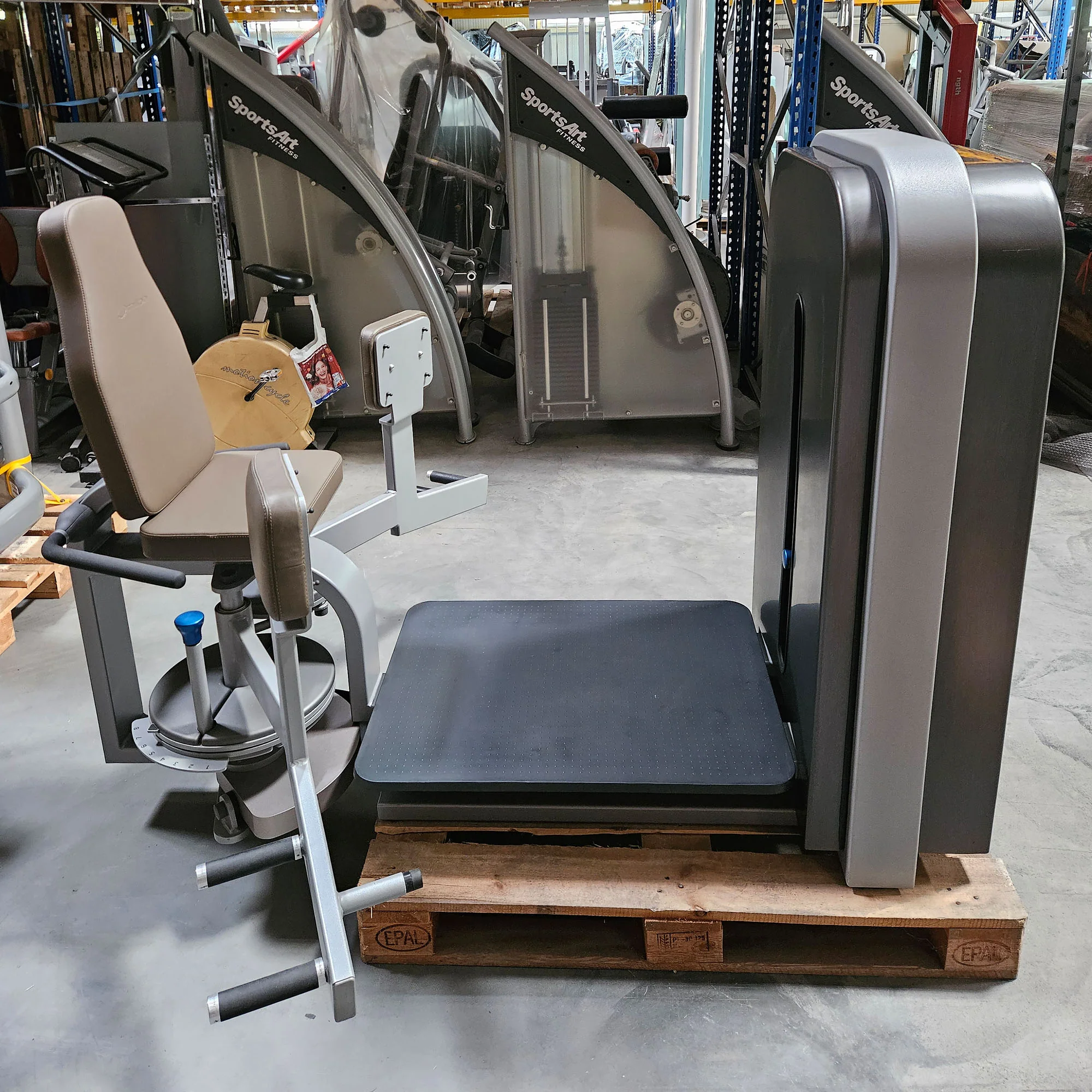 Milon Milcanic Adduktorenmaschine, Hip Adductor, Rahmenfarbe Silber, Verkleidung Anthrazit, gebraucht - überholter Zustand - Image 9