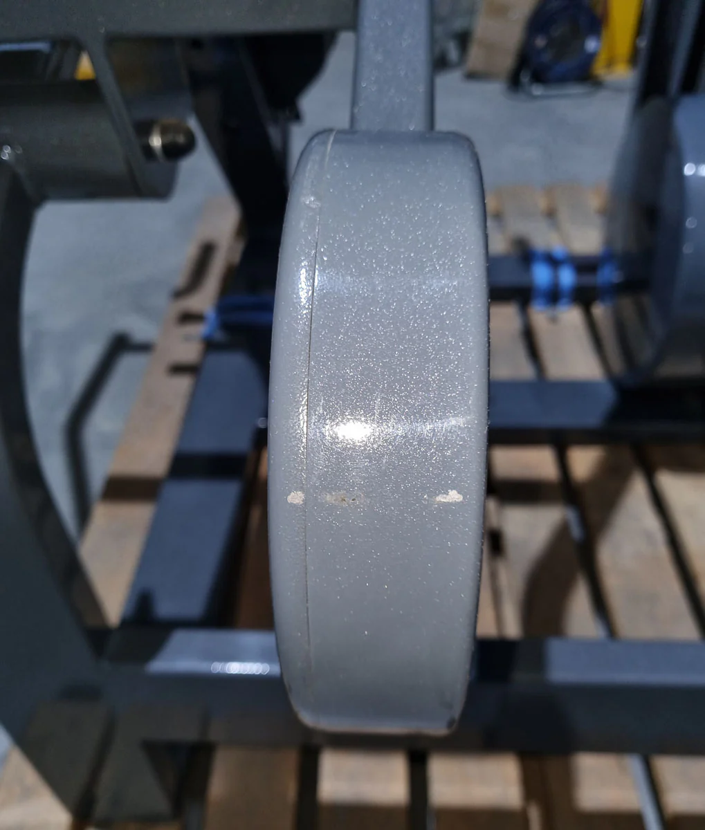Milon Milcanic Schulterpresse, Shoulder Press, 120kg Gewichtsblock, Overheadpress, Rahmen Anthrazit, gebraucht - Ausstellungsstück - Top Zustand - Image 13