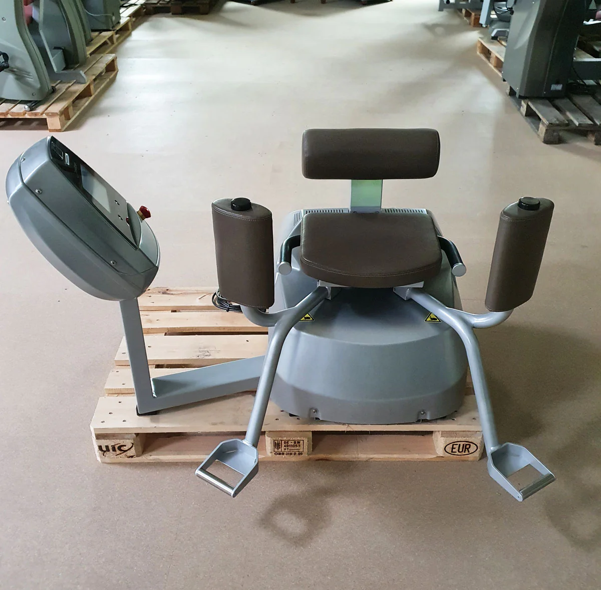 Milon Premium Adduktoren - Abduktorenmaschinen, Hip Abductor and Adductor, 2 Geräte im Set, Gehäuse Aluminium gebürstet, gebraucht - überholter Zustand - Image 4