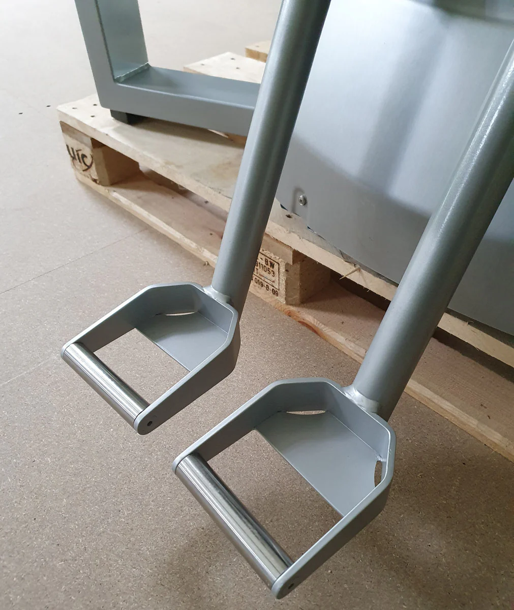 Milon Premium Adduktoren - Abduktorenmaschinen, Hip Abductor and Adductor, 2 Geräte im Set, Gehäuse Aluminium gebürstet, gebraucht - überholter Zustand - Image 9