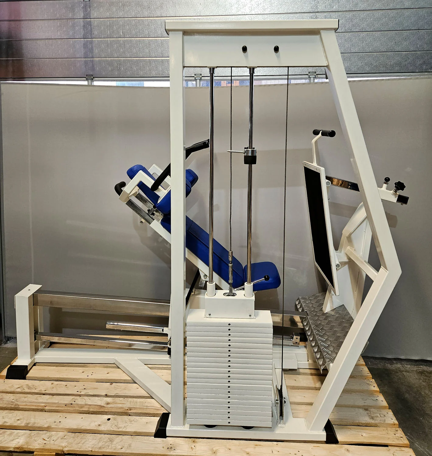MKB Keller Funktionsstemme, Beinpresse verstellbar sitzend - liegend, 200kg Gewichtsblock, Farbe Weiß, gebraucht - überholter Zustand - Image 3