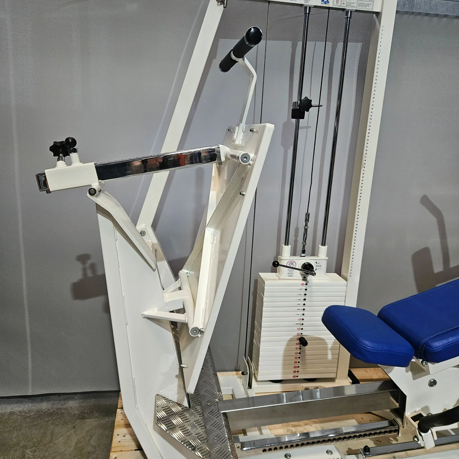 MKB Keller Funktionsstemme, Beinpresse verstellbar sitzend - liegend, 200kg Gewichtsblock, Farbe Weiß, gebraucht - überholter Zustand - Image 6